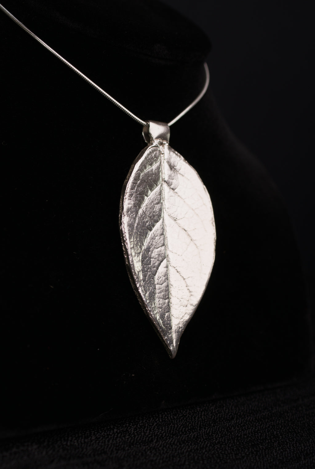 Camelia Leaf Pendant