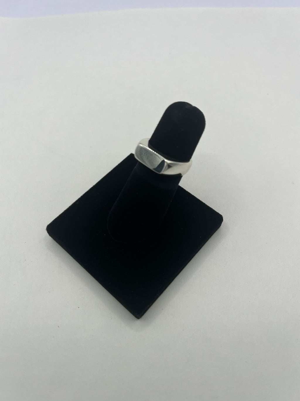 Flat Signet