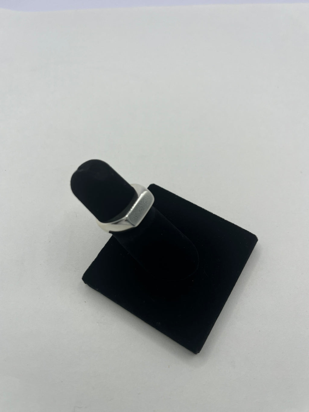 Flat Signet