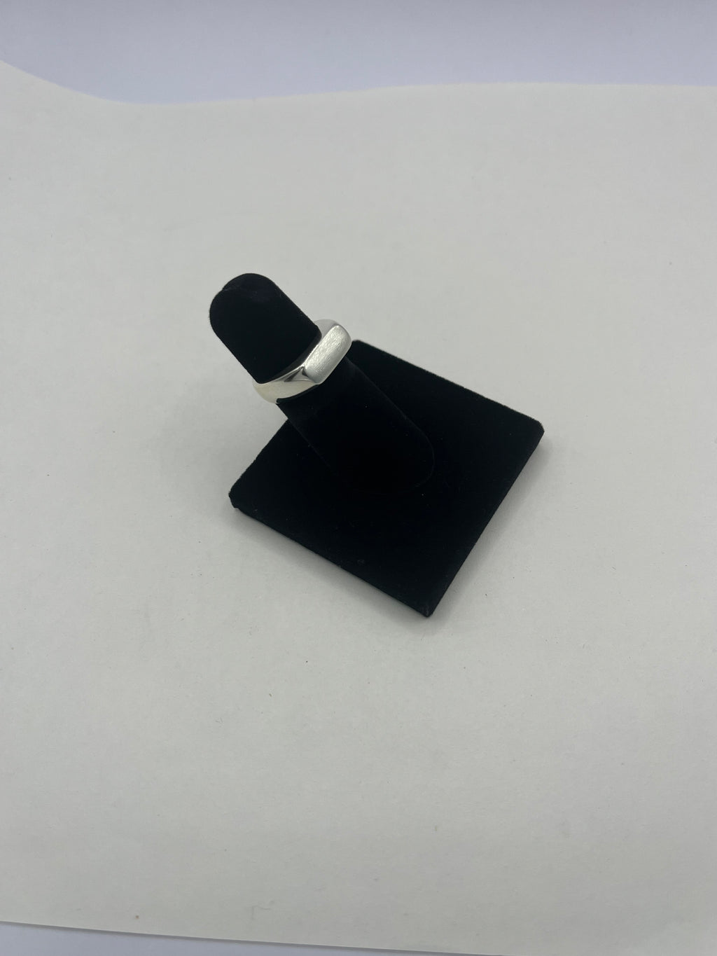 Flat Signet