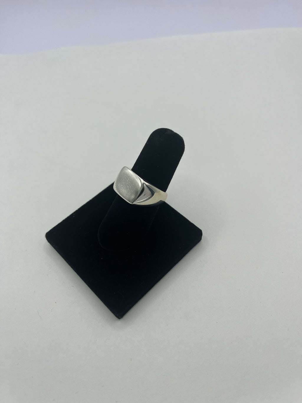 Square Signet
