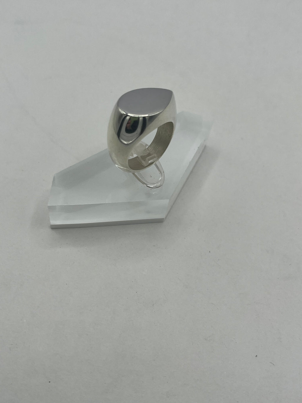 Teardrop Signet